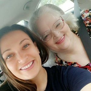 Meet your Posher, Tina